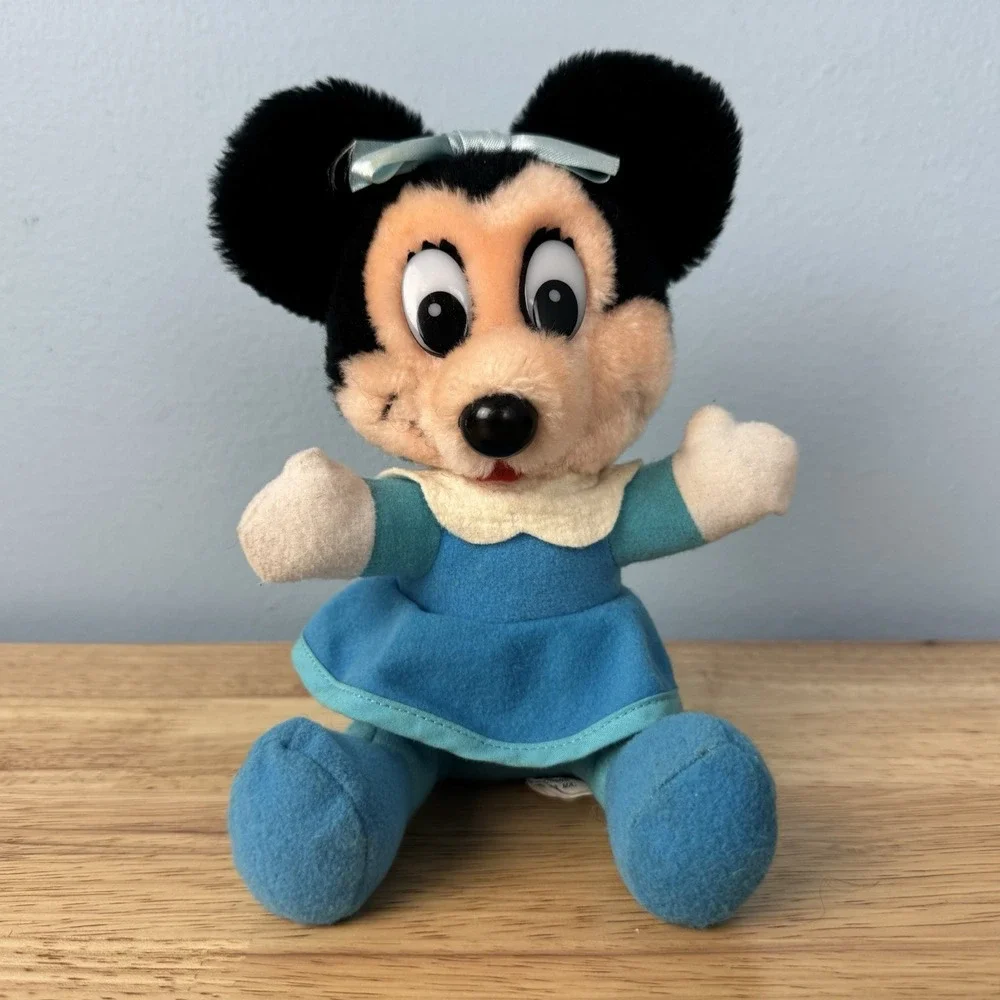 Disney Mickey's Christmas Carol Minnie Mouse Plush Stuffed Animal Vintage